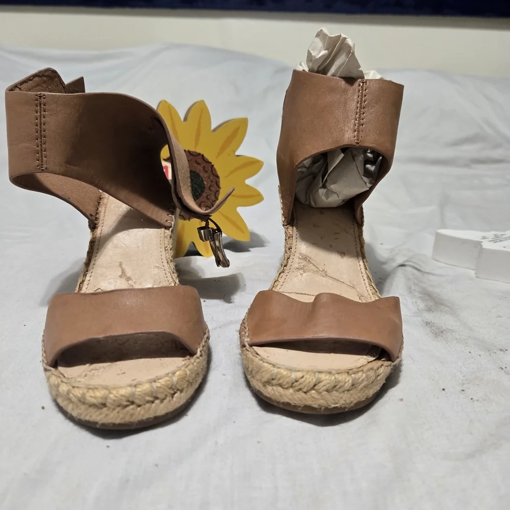 Vince Camuto Brown Platform Espadrilles 373